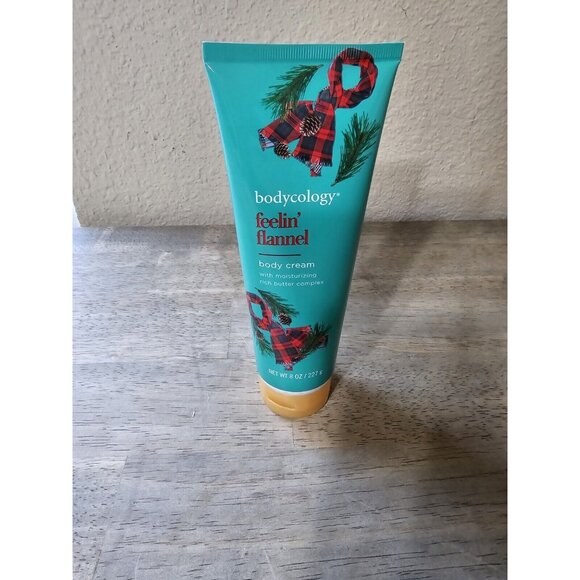 Bodycology Limited Edition 'Feelin Flannel' Body Cream, 8oz - Picture 1 of 4